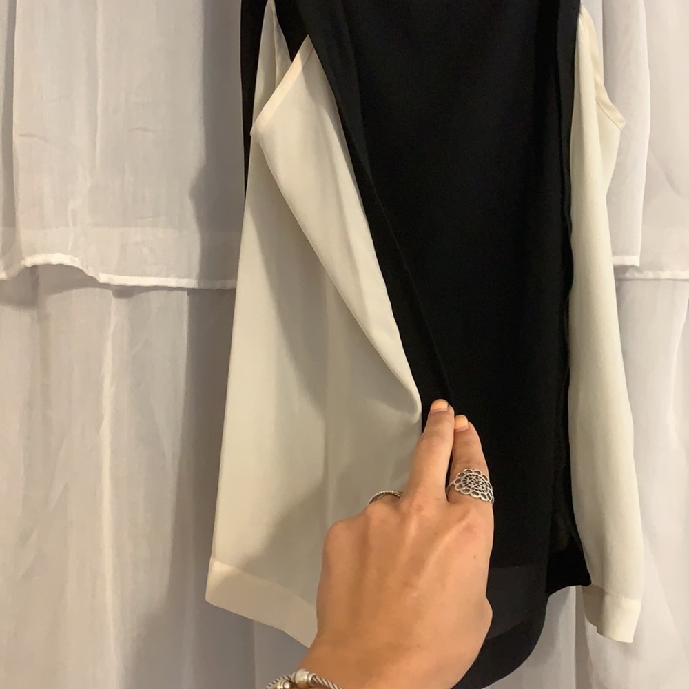 Blouse - Picture 4 of 5